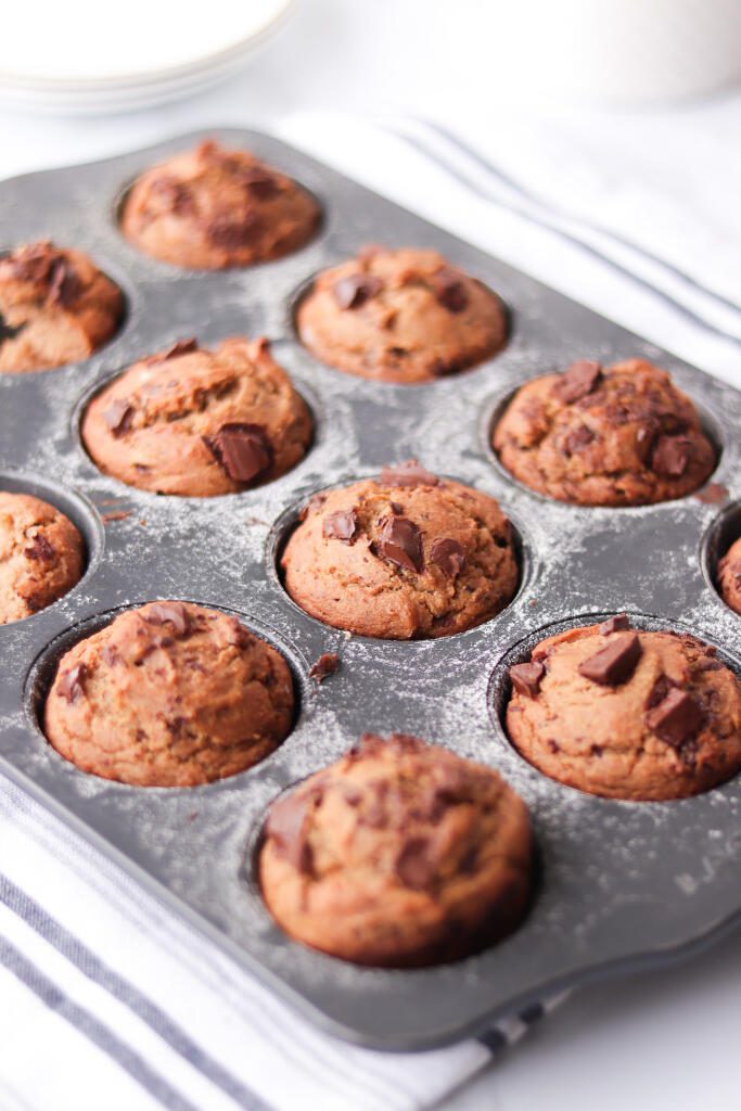 Sugar-free Vegan Oatmeal Muffins. 