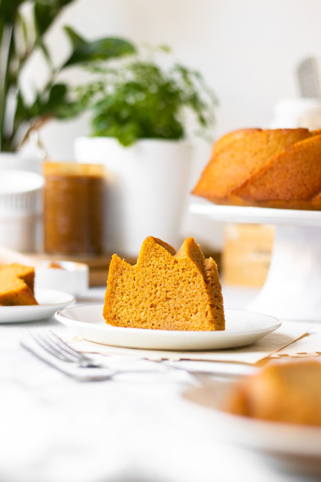 Easy Vegan Pumpkin Cake